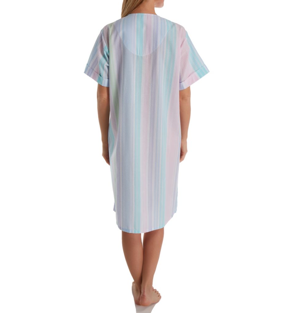 Seersucker Stripe Short Snap Front Robe