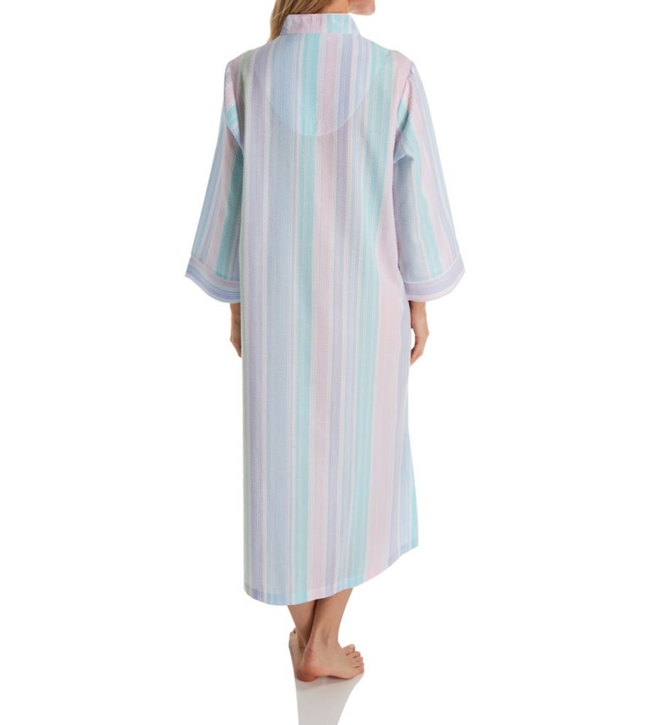 Seersucker Stripe Long Zip Robe