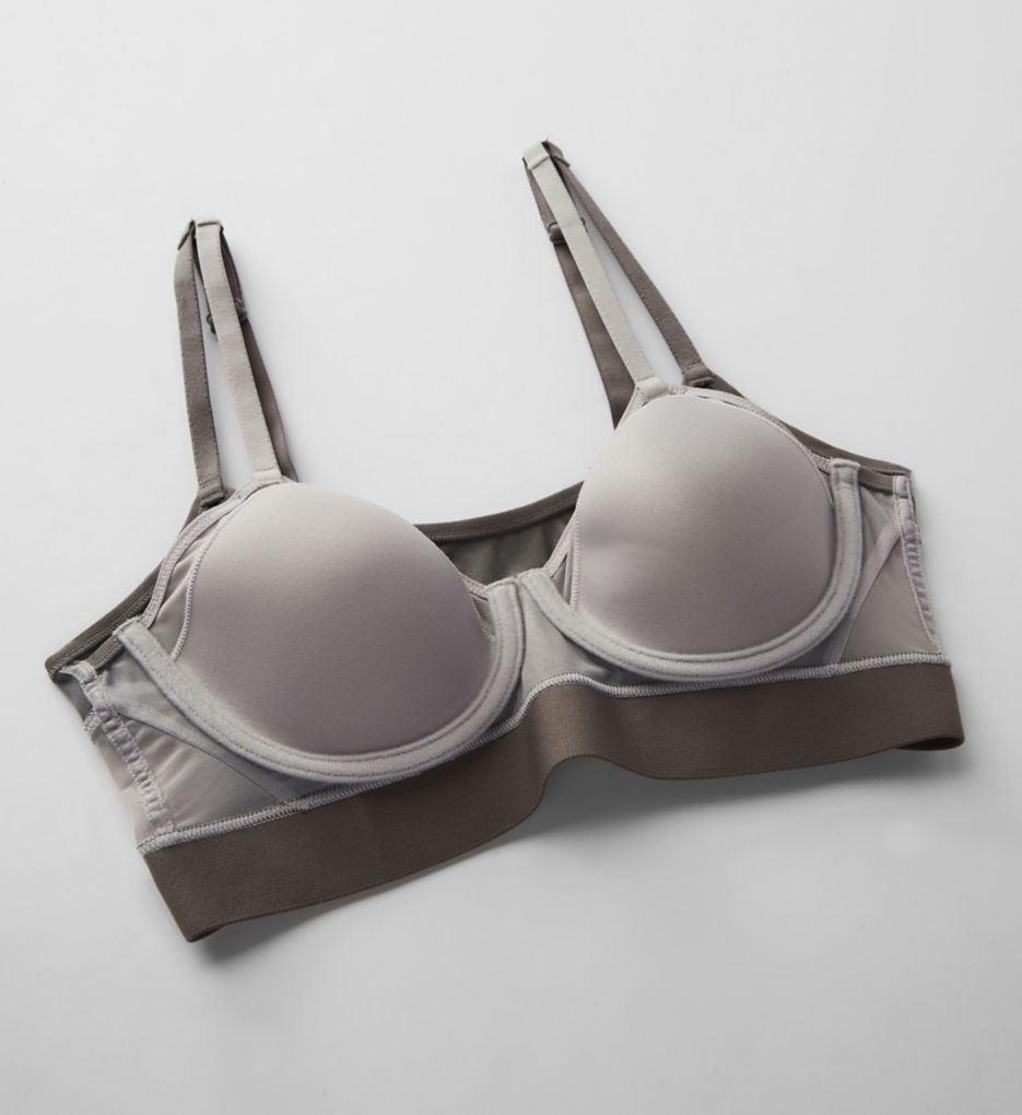 natori gravity contour underwire sports bra