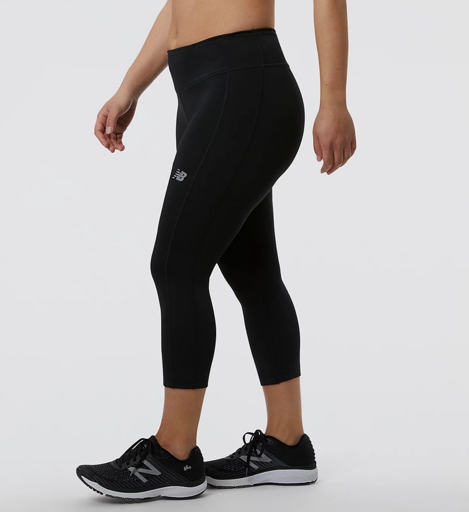 Accelerate Reflective Mid-Rise Capri Legging-fs