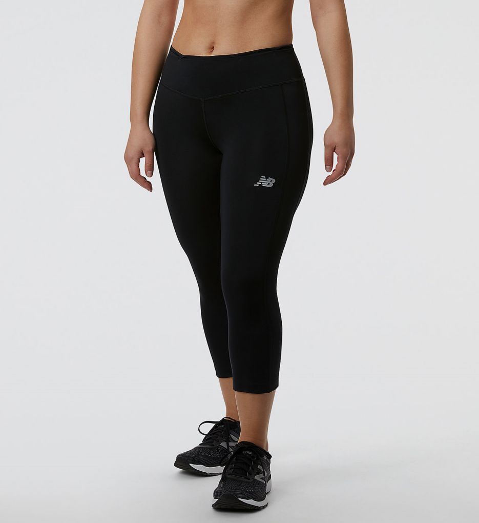 Accelerate Reflective Mid-Rise Capri Legging