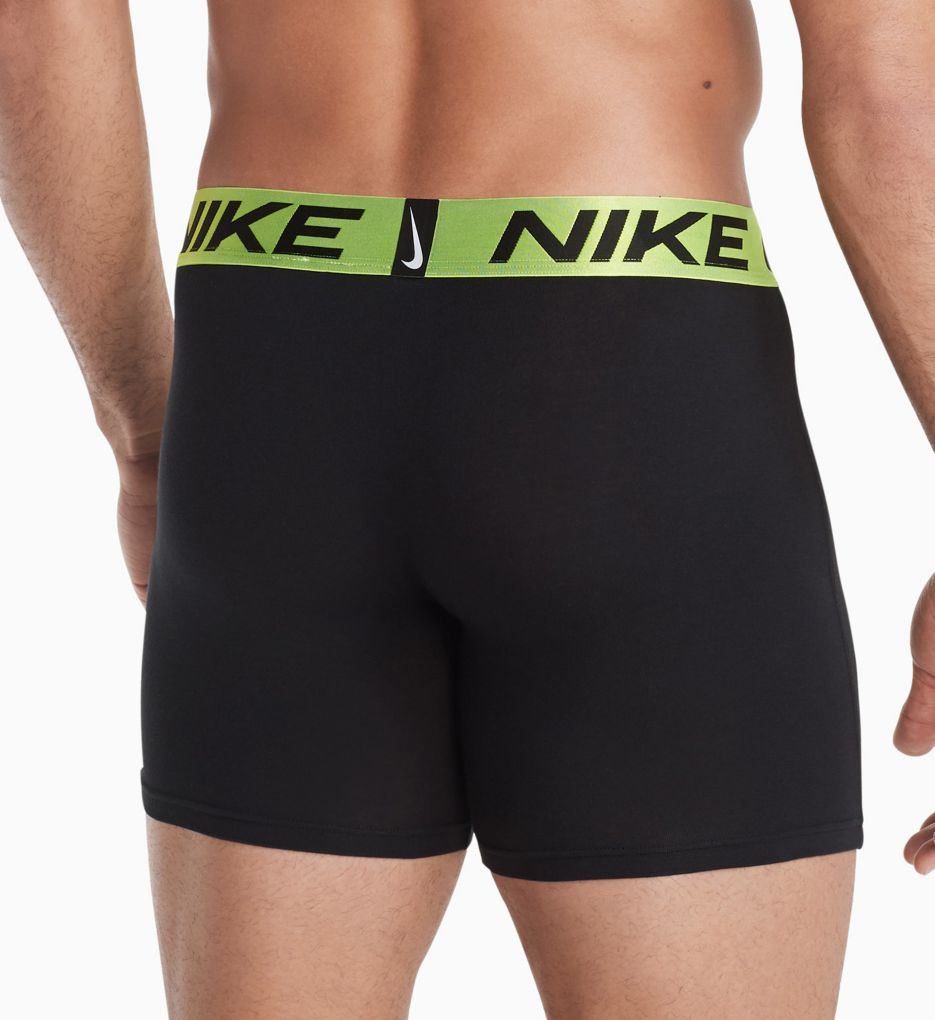 Focused fit clearance micro boxer brief