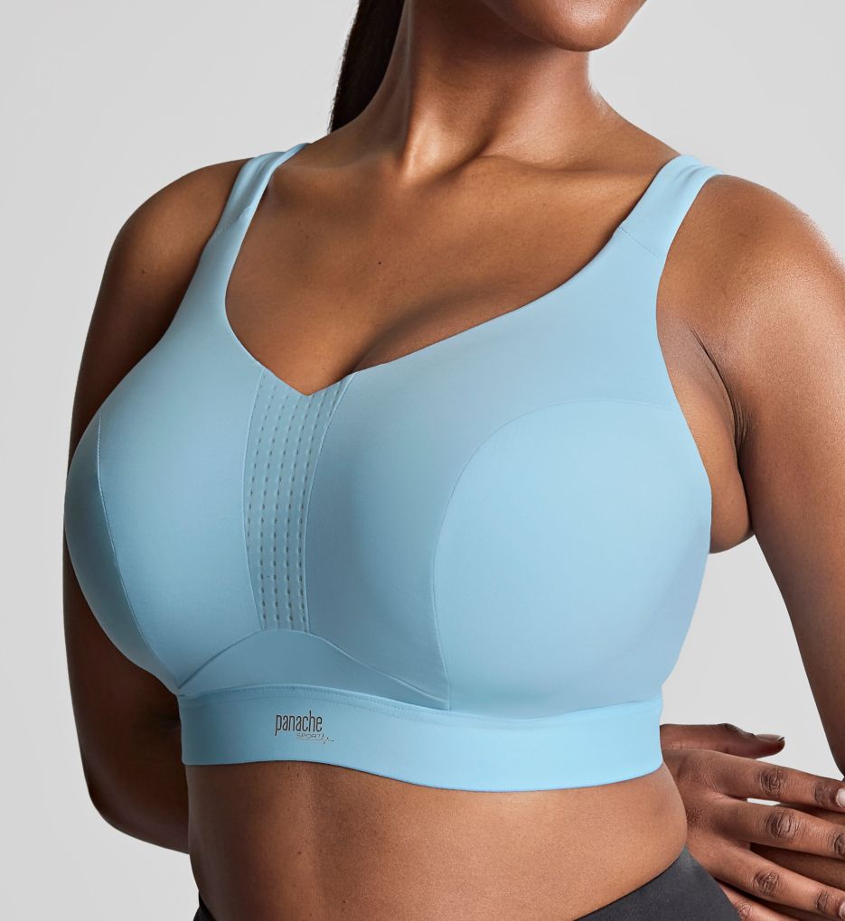 Comparing a 34FF Panache Sport Non Wired Sports Bra (7341) with a 32FF  Panache Sport Sports Bra (5021)