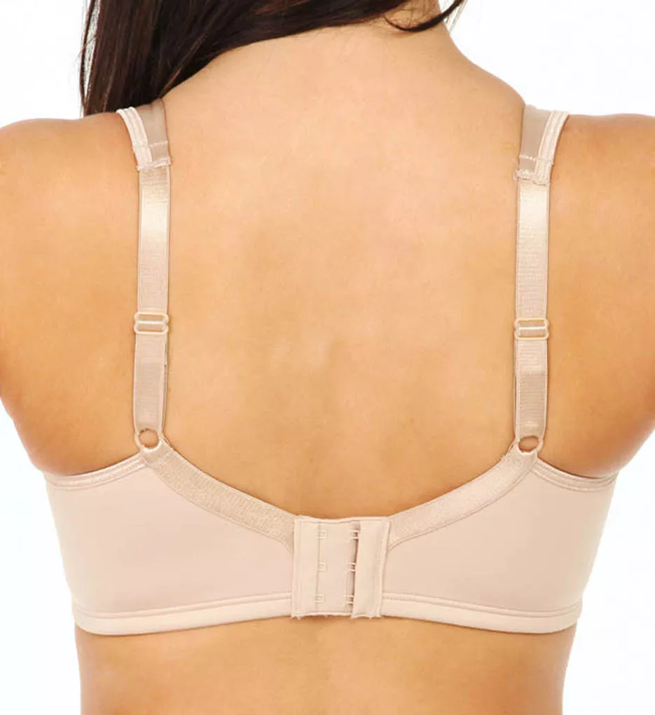 18 Hour Silky Soft Smoothing Wirefree Bra Nude 46C