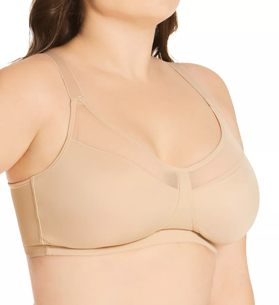 18 Hour Smoothing Minimizer Wirefree Bra Nude 36D