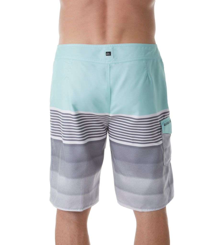 Division Solid 20 Inch Boardshort