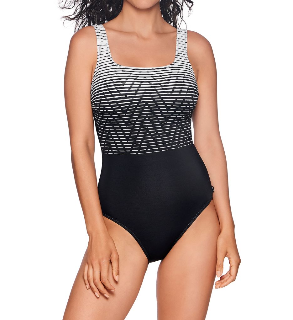 Endless Endurance Scoop Neck One Piece Swimsuit