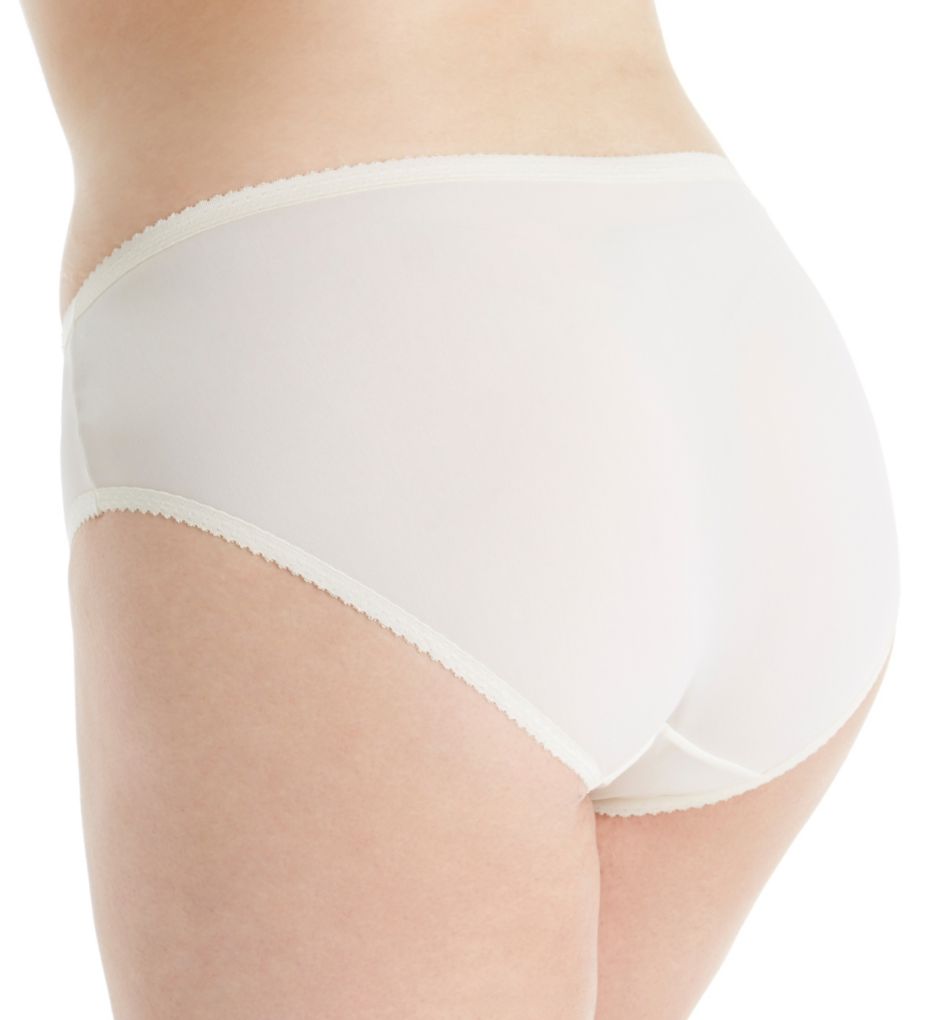 Shadowline Women's Plus Nylon Hidden Elastic Hipster Panty in