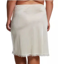 Plus Essentials 25 Inch Half Slip