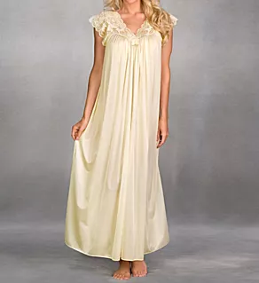 Silhouette 53 Inch Gown Ivory S