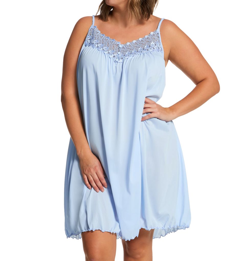 Plus Size Beloved Sleeveless Short Gown