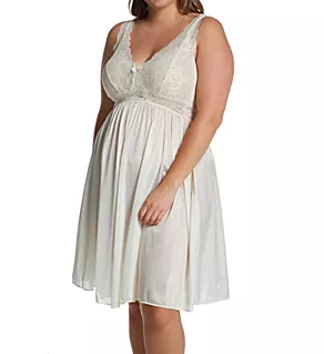 Plus Silhouette 40 Inch Gown Ivory 1X