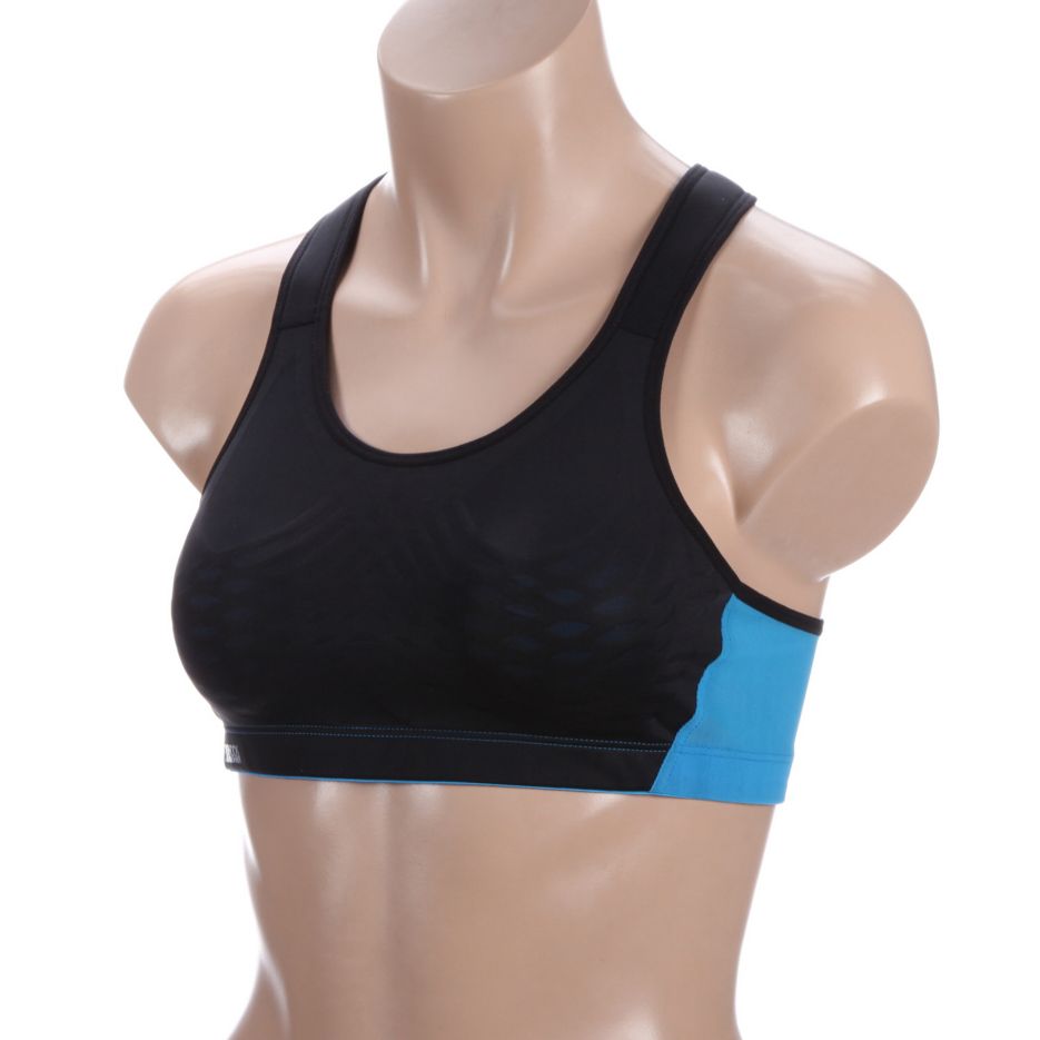 Looking for a sports bra for your next triathlon? We recommend trying the Shock  Absorber Ultimate Fly Bra! Ultra light, great support and quick/drying 💪  Louise…