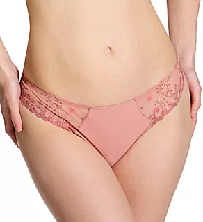 Front view of Delice Thong Smokey Pink XS