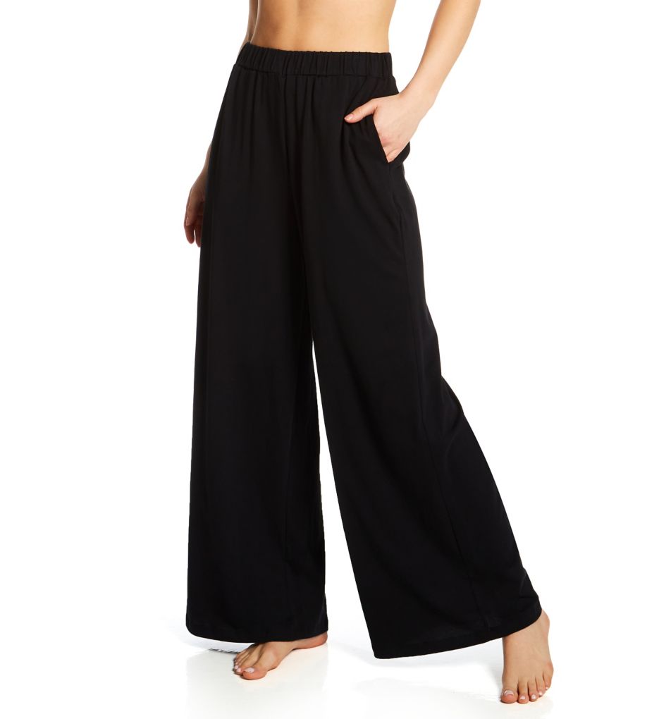 Carlyn Crop Pant – Skin. Addressing the body.