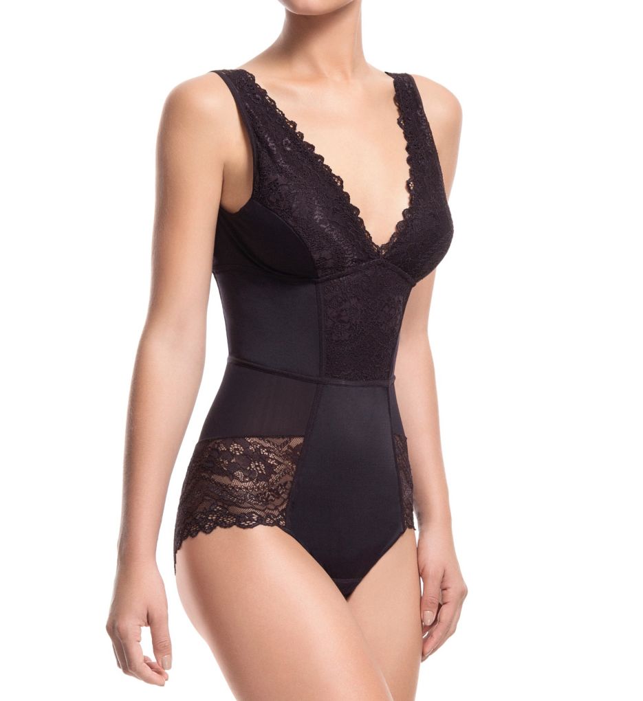 Squeem - Brazilian Flair, Women's Slimming Mid Waist Shapewear Lace Thong