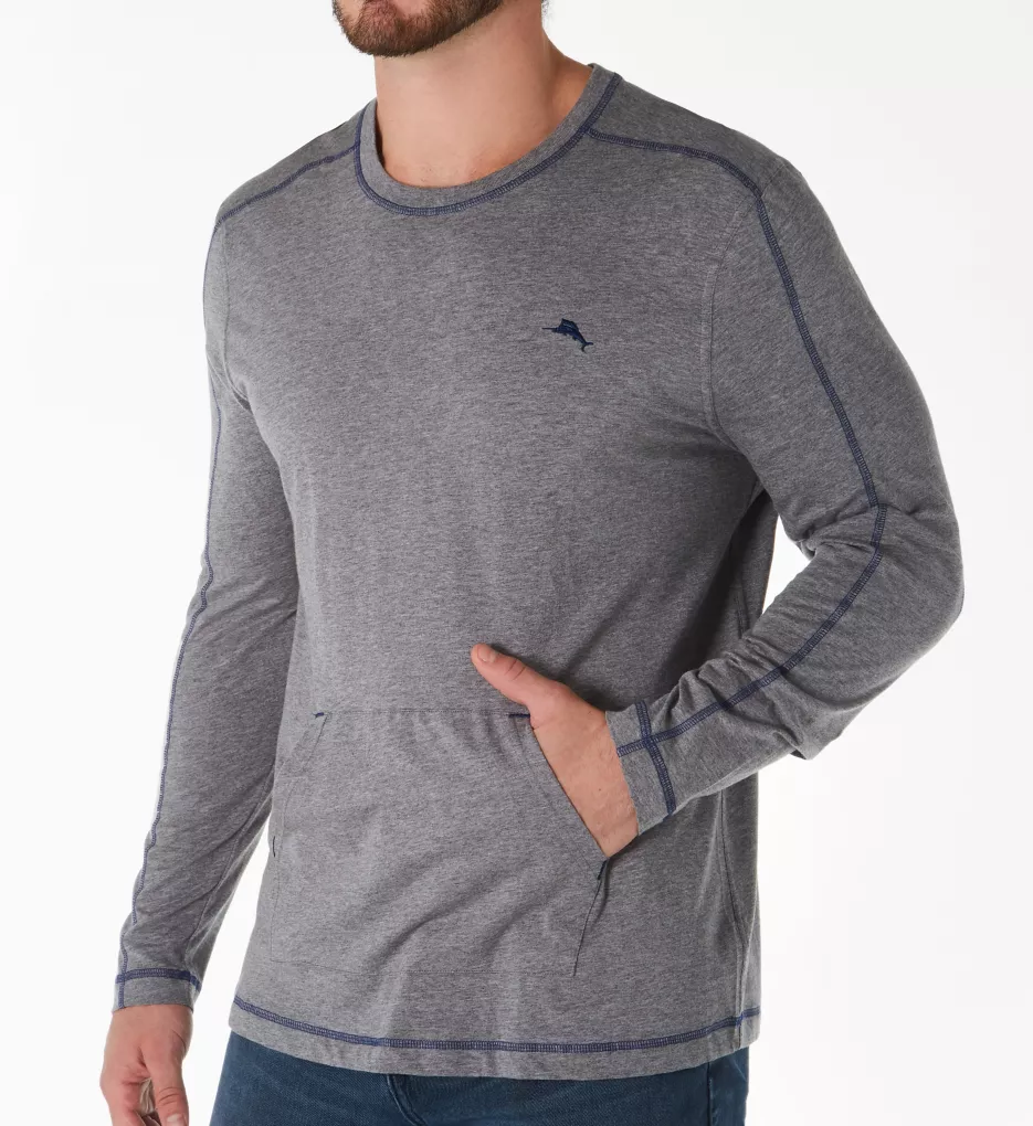 Tommy Bahama Long Sleeve Pull Over with Pocket TB22000