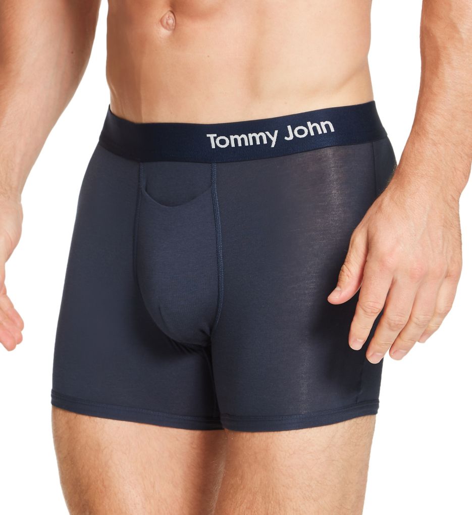 TOMMY JOHN 360 SPORT HAMMOCK POUCH 4 BOXER BRIEF TRUNK IN BLACK