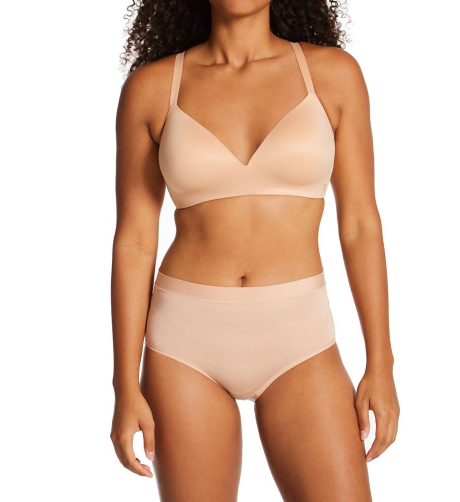 Second Skin Lightly Lined Wireless Bra