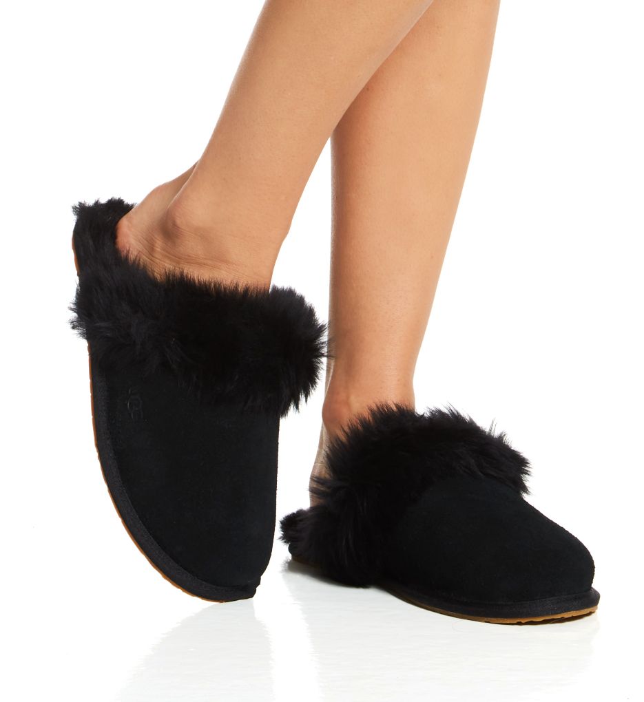 UGG Scuff Sis Sheepskin Slippers in Purple