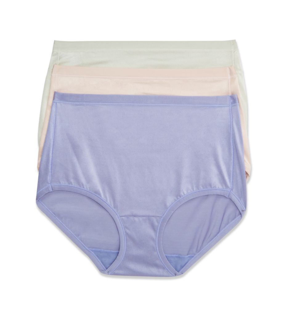 Bras and Panties by Vanity Fair (2545583)