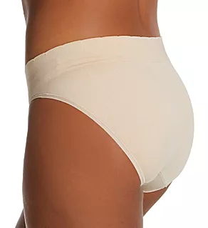 No Pinch No Show Seamless Bikini Panty
