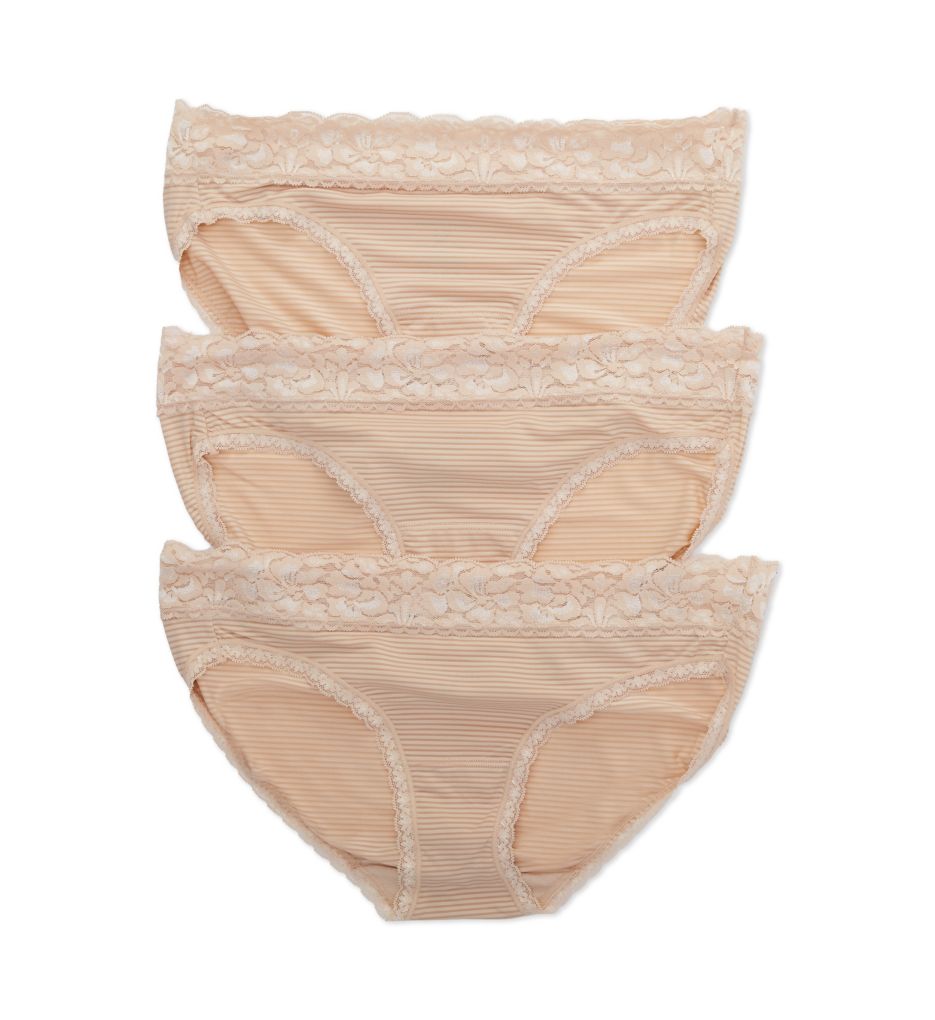 Bras and Panties by Vanity Fair (2547417)