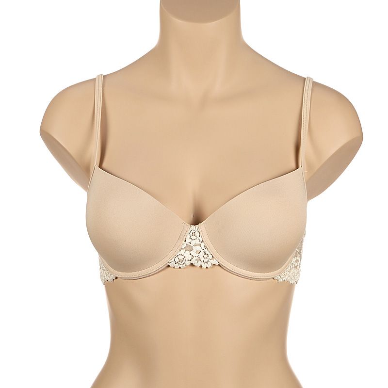 Wacoal Embrace Lace Petite Padded Push Up Bra in Natural Nude