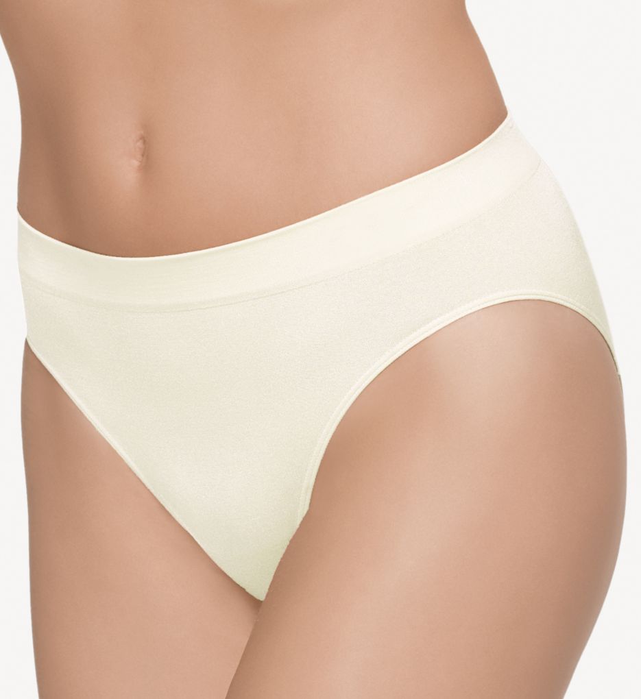 Wacoal B-smooth Seamless Hi-Cut Panties IVORY buy for the best