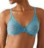 Wacoal Halo Lace Molded Underwire Bra with J-Hook 851205