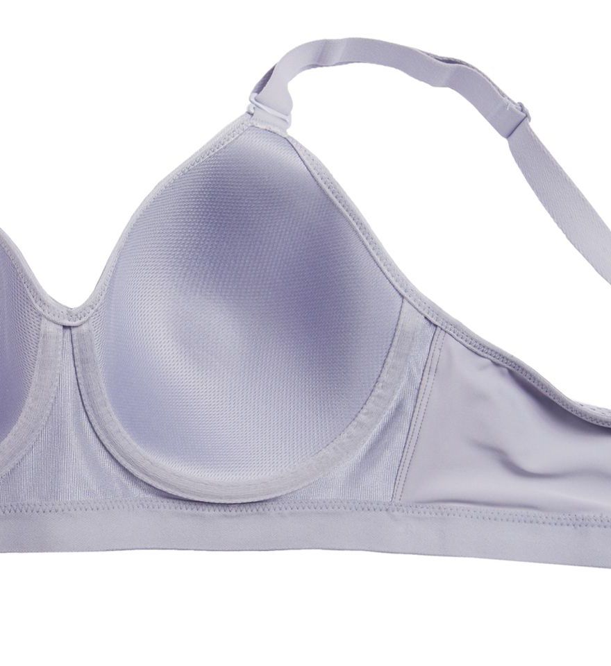 Wacoal Sports Contour Underwire Bra 853209 $68 Gone are the days when women  only perspired instead of sweating. When y…