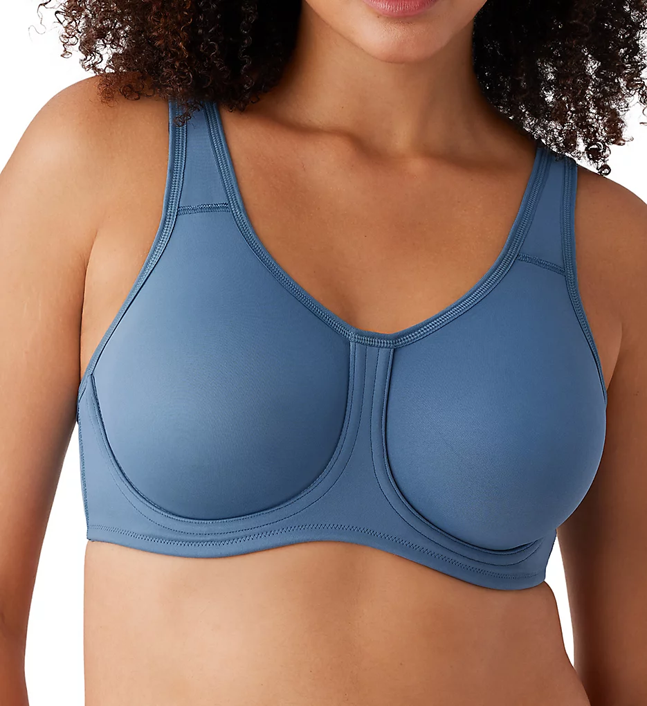 Comparing a 36DDD with 36G in Wacoal Sport Underwire Bra (855170)