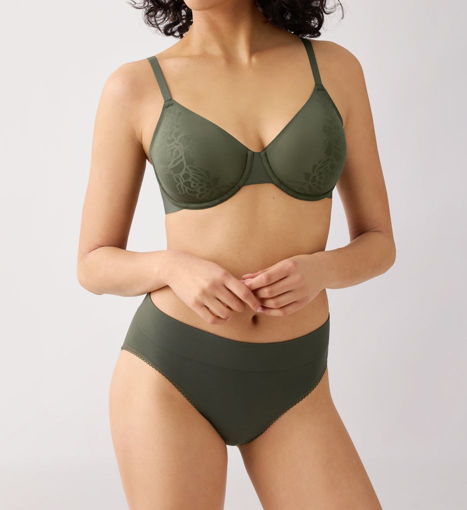 Wacoal Feeling Flexible Hi-Cut Brief Panty 871332 - Image 3