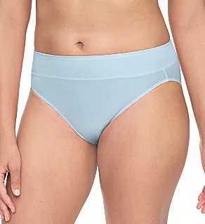 No Pinching. No Problems. Tailored Hi-Cut Panty Sky 3X
