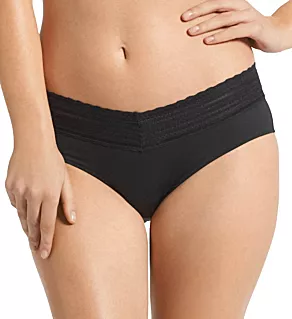 No Pinching. No Problems. Hipster with Lace Panty Black S