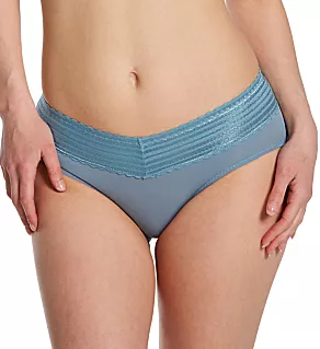 No Pinching. No Problems. Hipster with Lace Panty Smoke M