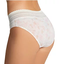 No Pinching. No Problems. Hipster with Lace Panty Ivory Mist Glowing S
