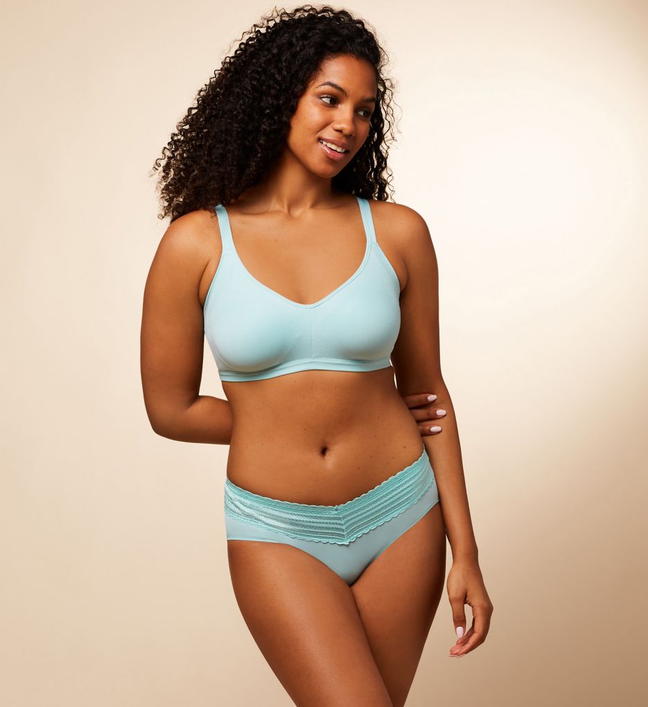 Warners  Easy Does It® Smoothing Wireless Comfort Bra, RM3911A