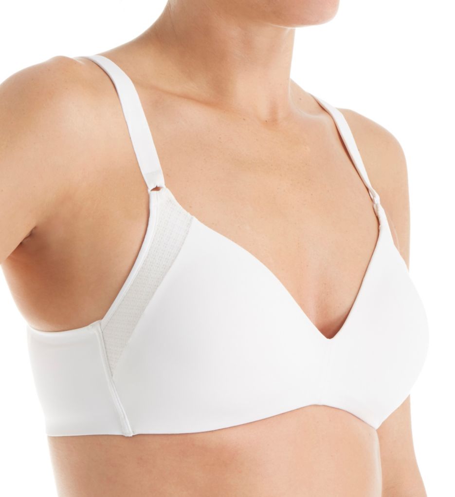 Warner's Warners Easy Does It Dig-Free Comfort Band with Seamless Stretch  Wireless Lightly Lined Convertible Bra RM0911A