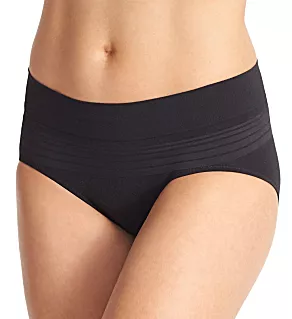 No Pinching. No Problems. Seamless Hipster Panty Black S