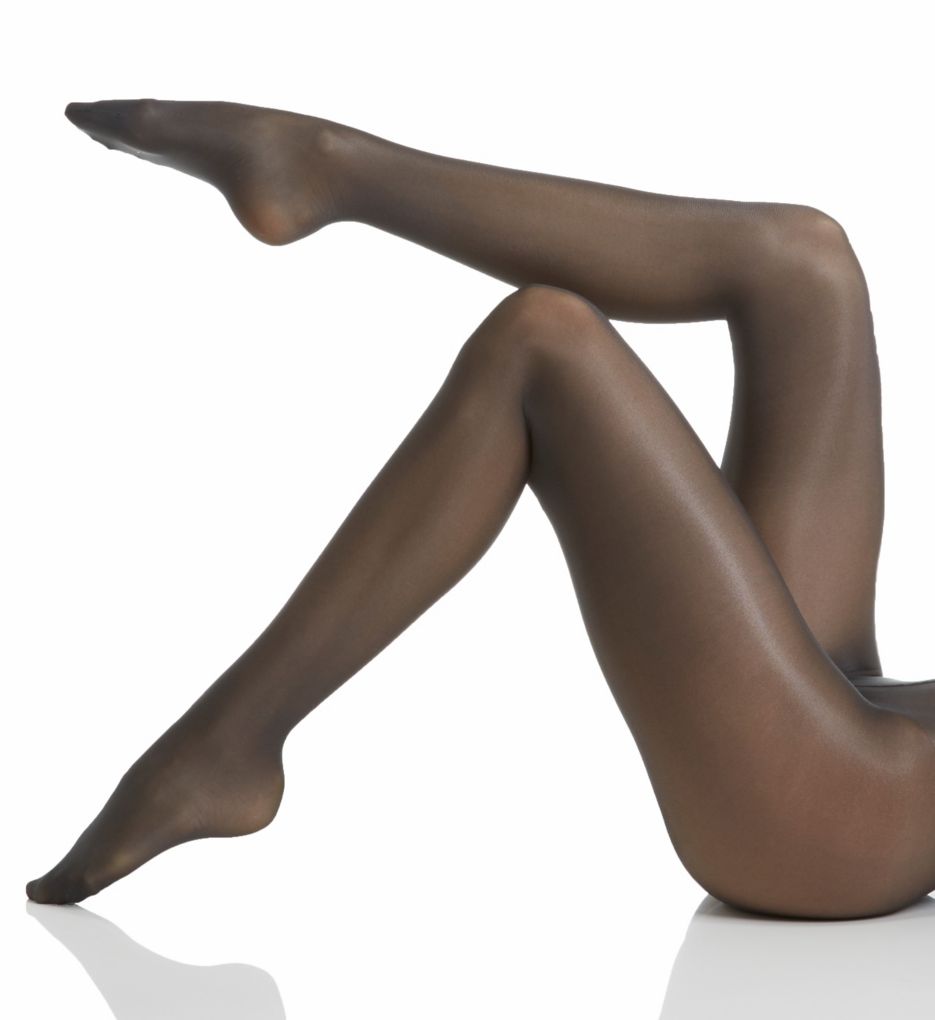 Review: Wolford Synergy 40 Leg Support Tights