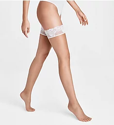 Nude 8 Lace Stay-Up Thigh Highs Fairly Light/White S