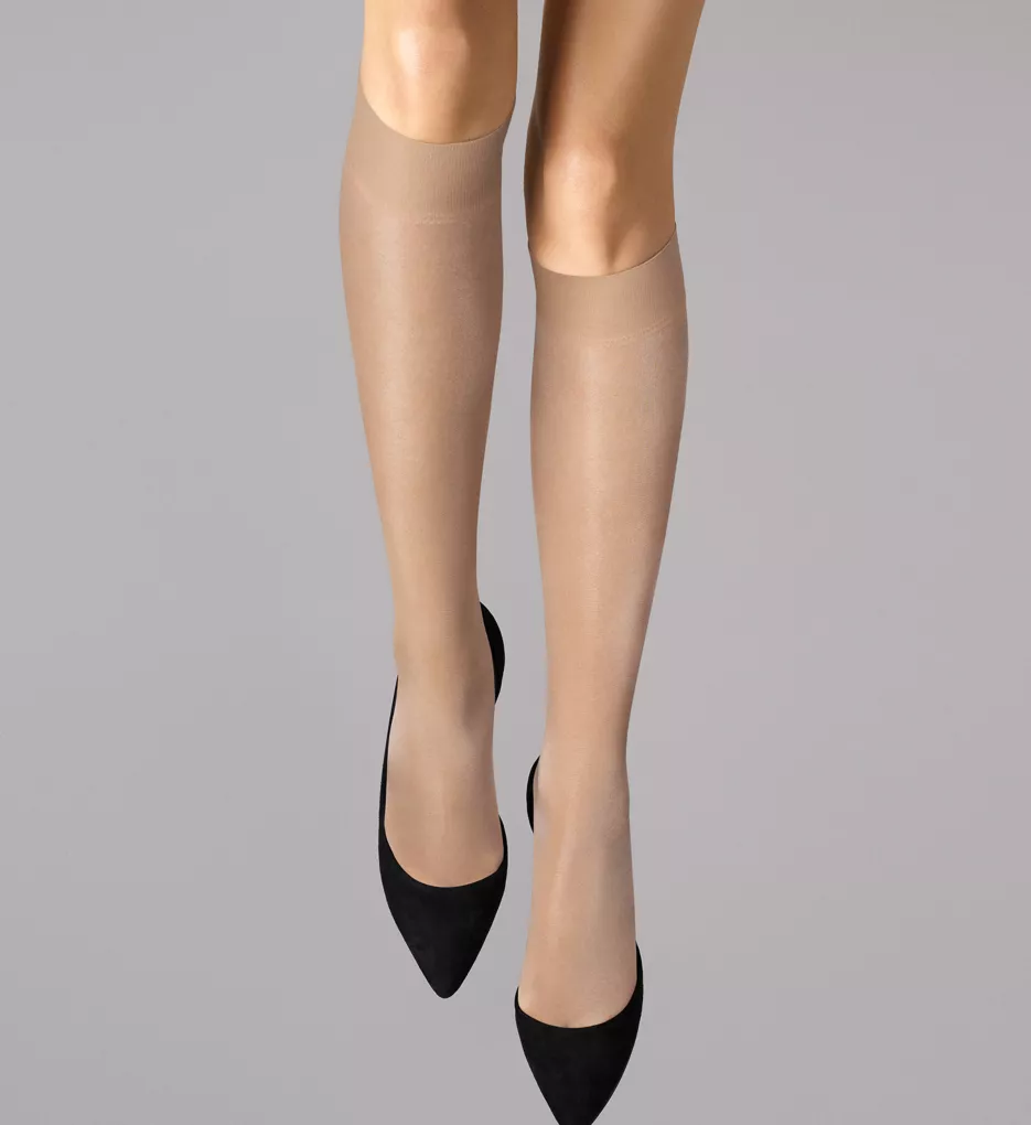Satin Touch 20 Knee Highs Cosmetic S