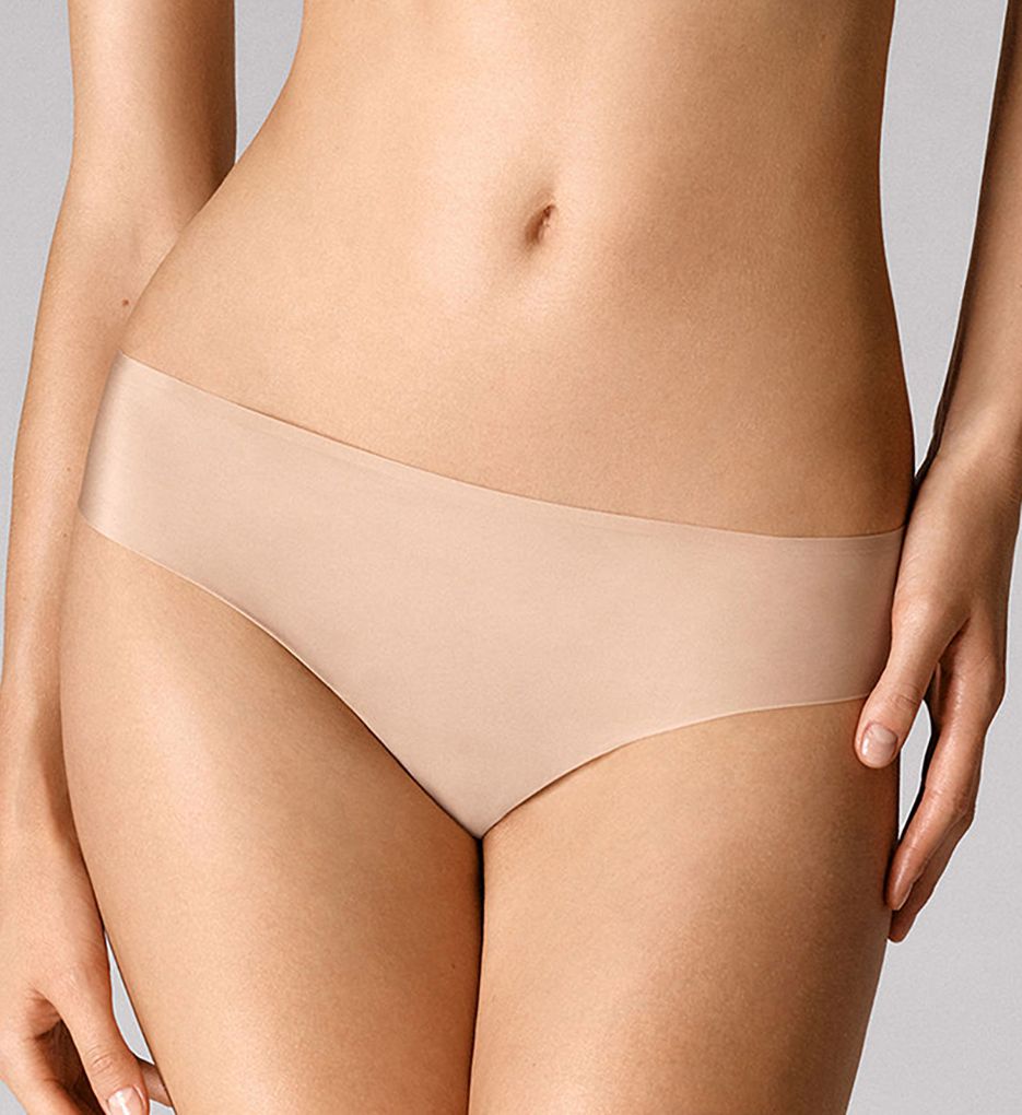 Wolford Women's Skin String Thong Panty in Beige | Size Large | HerRoom.com